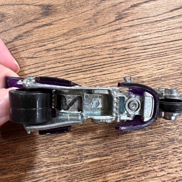 Hot Wheels Purple Motorcycle Dragster Die-Cast Toy Mattel 2000 - Picture 4 of 4